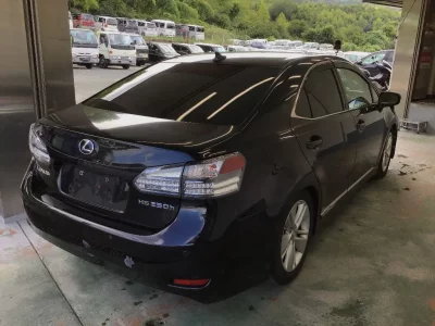 Lexus HS