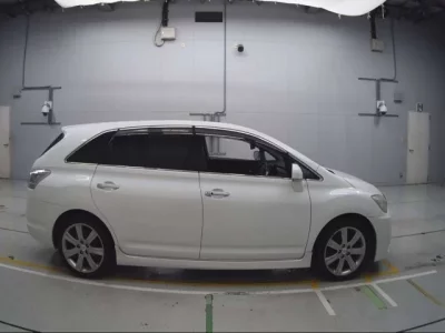 Toyota MARK X ZIO