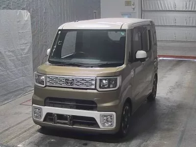 Toyota PIXIS MEGA