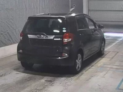Subaru TREZIA