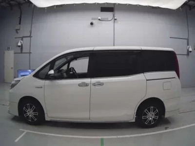 Toyota ESQUIRE