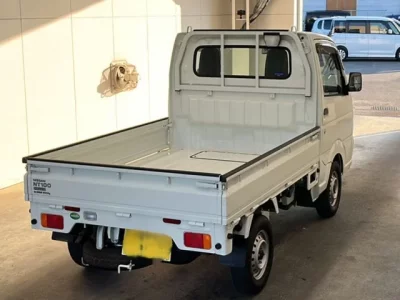 Nissan CLIPPER TRUCK
