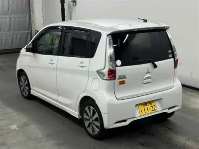 Mitsubishi EK CUSTOM