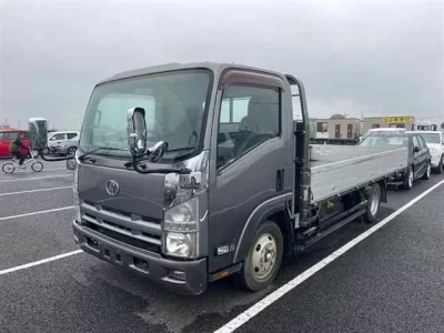 Nissan CONDOR