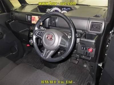 Toyota PIXIS MEGA