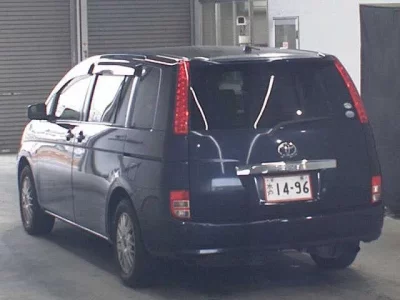 Toyota ISIS
