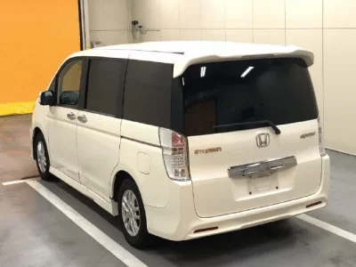 Honda STEP WAGON