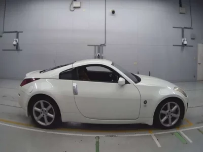 Nissan FAIRLADYZ