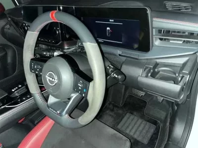 Nissan AURA