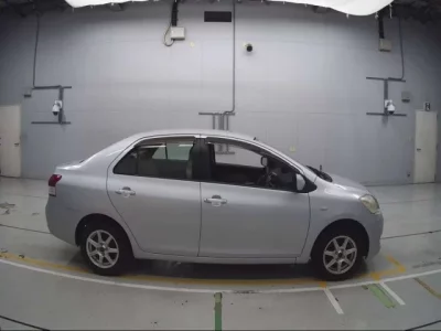 Toyota BELTA