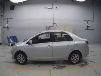 Toyota BELTA
