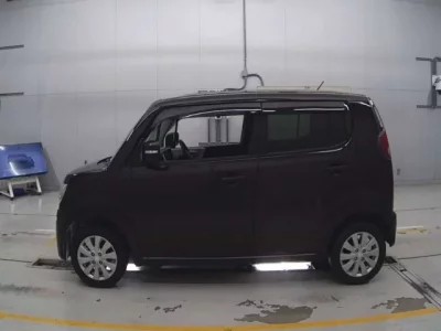 Suzuki MRWAGON