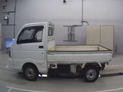 Mazda SCRUM TRUCK