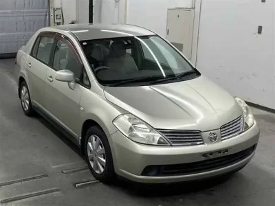 Nissan TIIDA LATIO