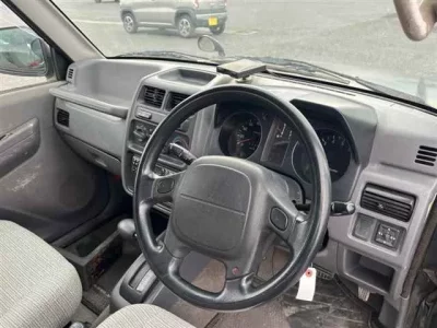 Mitsubishi PAJERO JR
