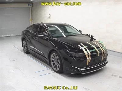 Toyota CROWN CROSSOVER
