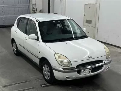 Daihatsu STORIA