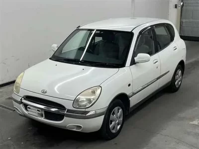 Daihatsu STORIA