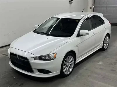 Mitsubishi GALANT FORTIS