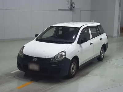 Nissan AD