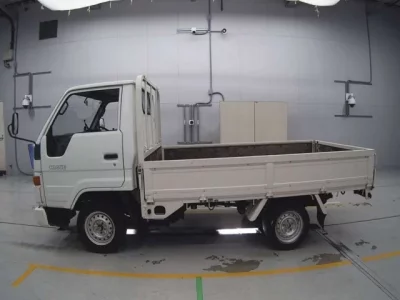 Toyota HIACE TRUCK