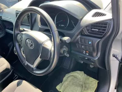 Toyota ESQUIRE