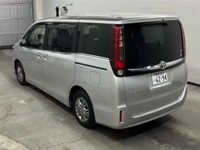 Toyota ESQUIRE