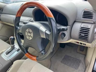 Nissan STAGEA