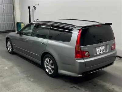 Nissan STAGEA