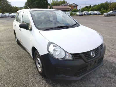 Nissan AD