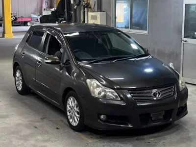 Toyota BLADE