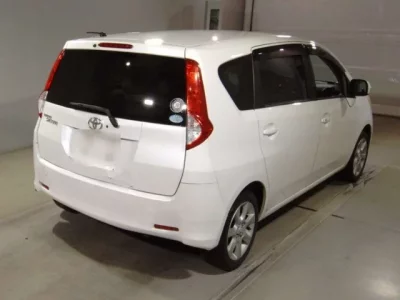 Toyota PASSO SETTE