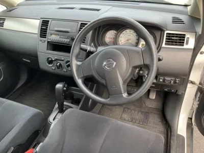 Nissan TIIDA LATIO
