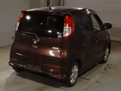 Suzuki MRWAGON