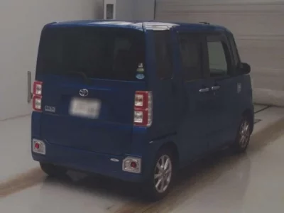 Toyota PIXIS MEGA