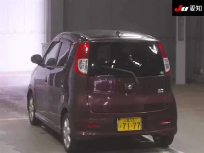 Suzuki MRWAGON