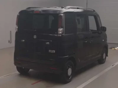 Suzuki SPACIA BASE
