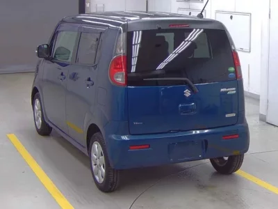 Suzuki MRWAGON