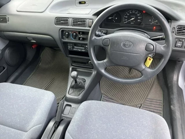 Toyota COROLLA2