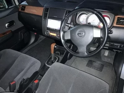 Nissan TIIDA LATIO