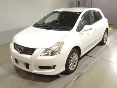 Toyota BLADE