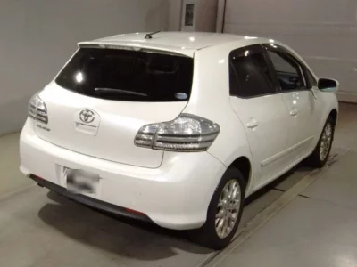 Toyota BLADE