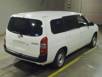 Toyota SUCCEED