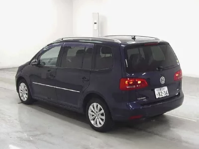 Volkswagen GOLF TOURAN