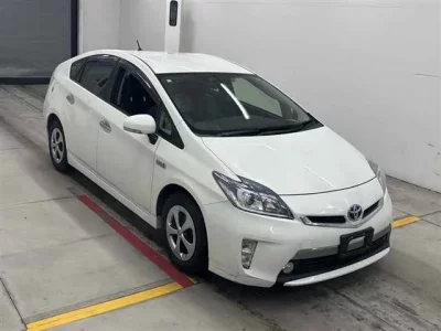 Toyota PRIUS PHV