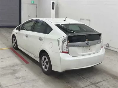 Toyota PRIUS PHV