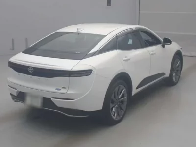 Toyota CROWN CROSSOVER