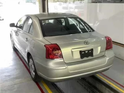 Toyota AVENSIS SEDAN