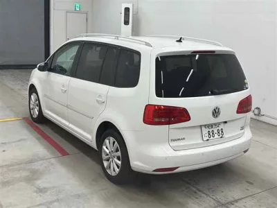 Volkswagen GOLF TOURAN