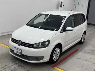 Volkswagen GOLF TOURAN